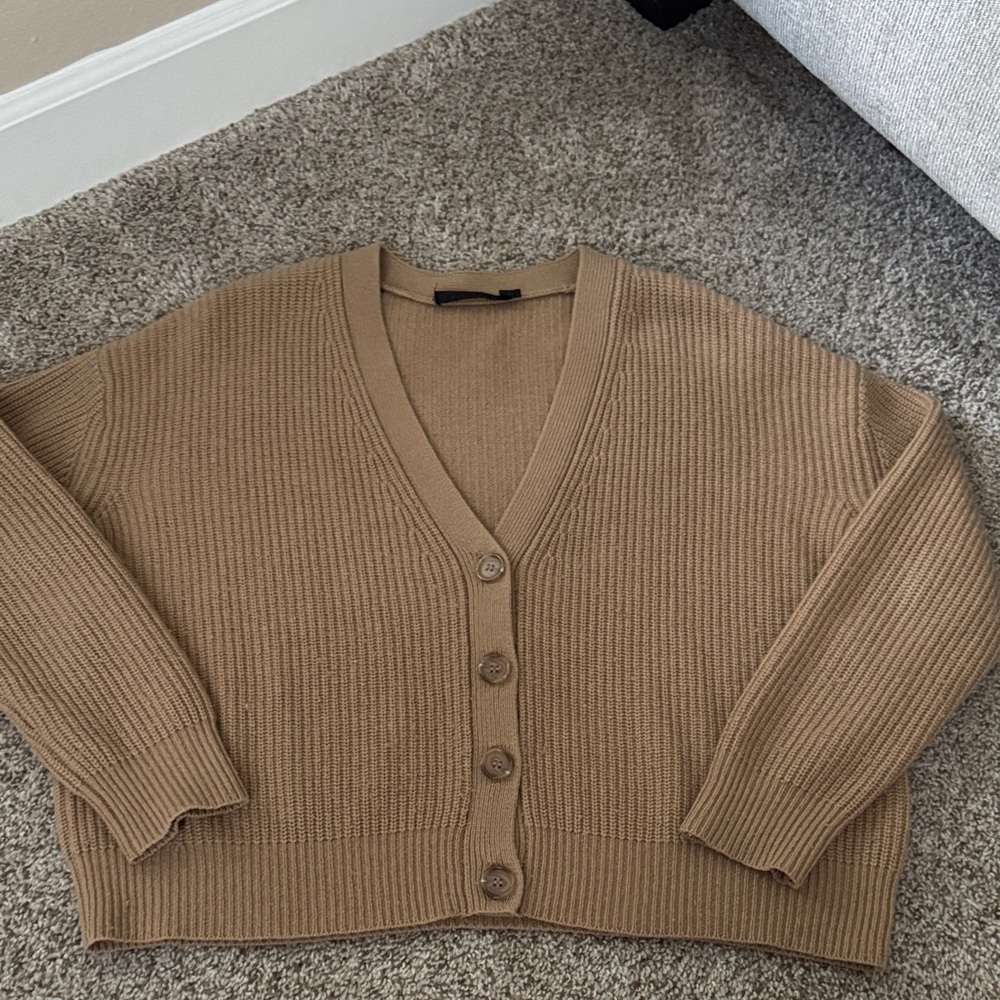 Cropped Cashmere Cocoon Cardigan - Picture 2 of 5